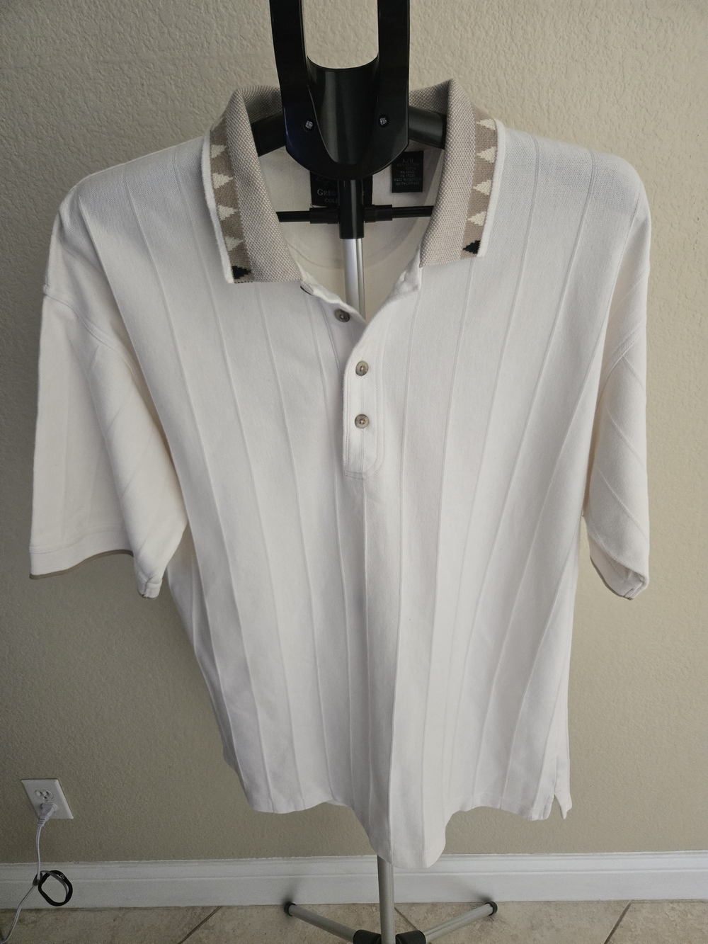 Greg Norman Collection Cream Polo with Patterned Taupe Collar